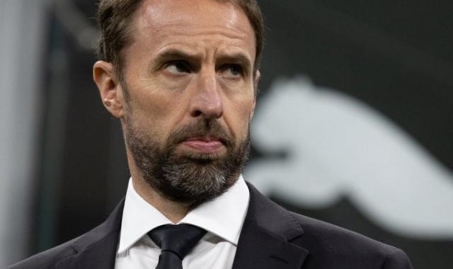 开云APP-林良锋：英格兰太笨还是太精？科学+玄学给你答案